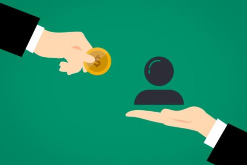 Should I pay a recruiter to find me a job? Not if you are an executive!